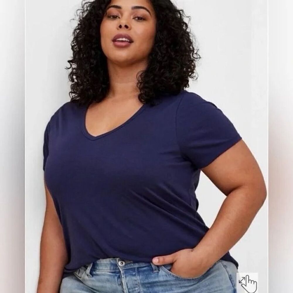 Torrid Women's Plus Size 3X Navy V-Neck Tee Short Sleeve